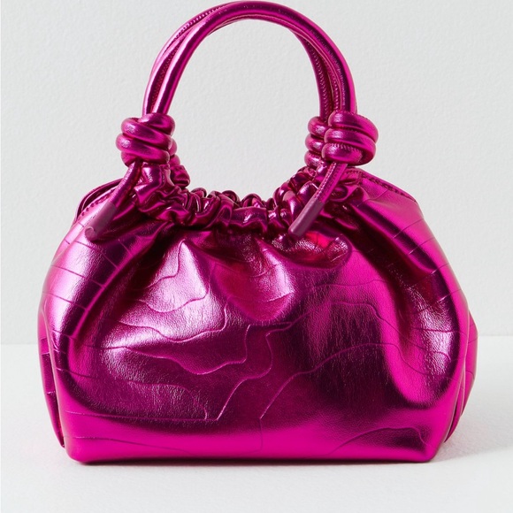 Free People HVISK Jolly Clutch - Picture 16 of 16